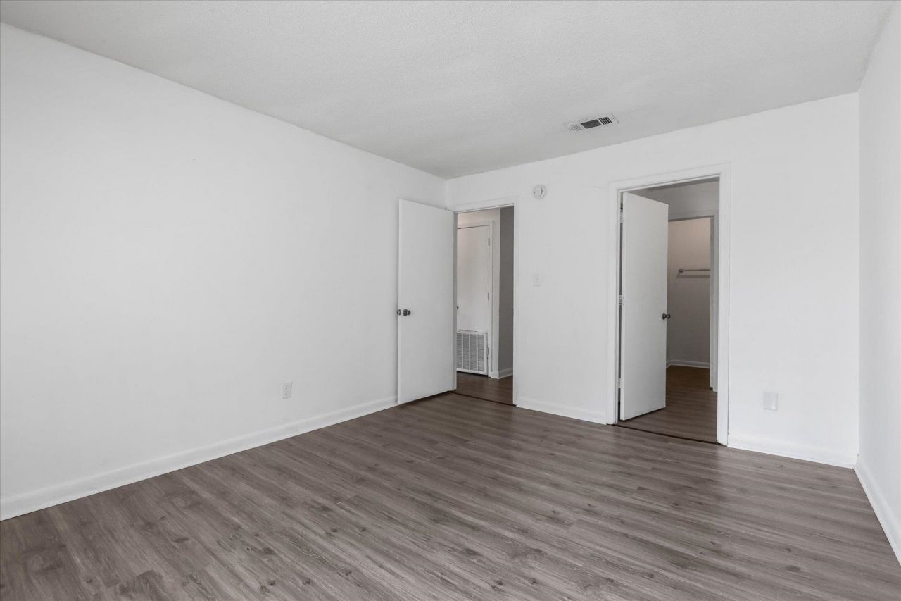 851 Maple Street, Unit 8, Chattahoochee, FL 32324 Photo