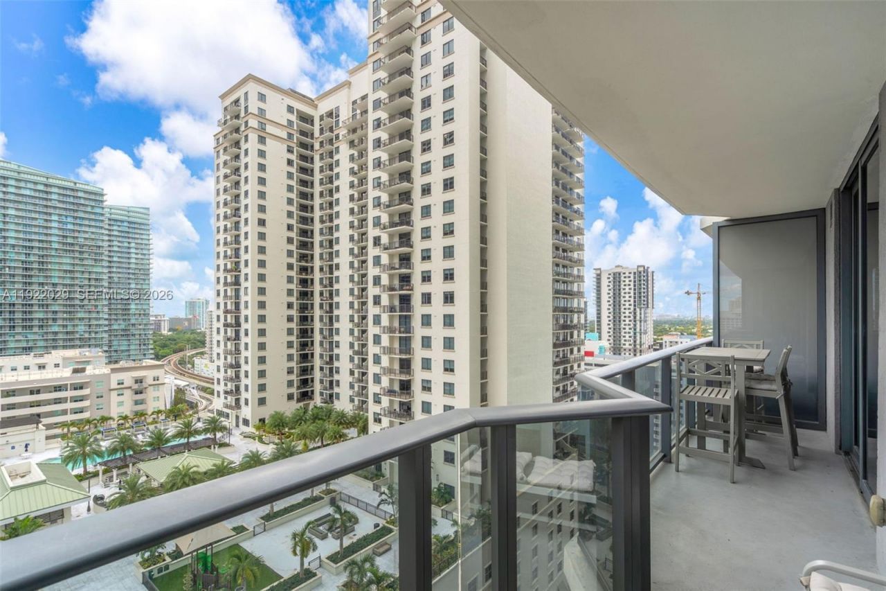 55 SW 9th St, Unit 1705, Miami, FL 33130 Photo