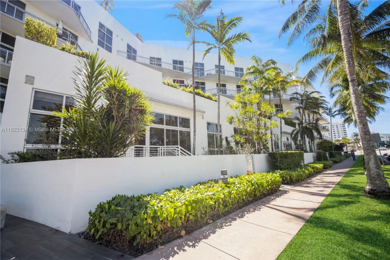 2001 Meridian Ave, Unit 512, Miami Beach, FL 33139 Photo