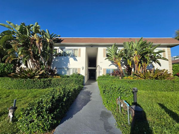 201 SE 6th Avenue, Unit 16, Pompano Beach, FL 33060