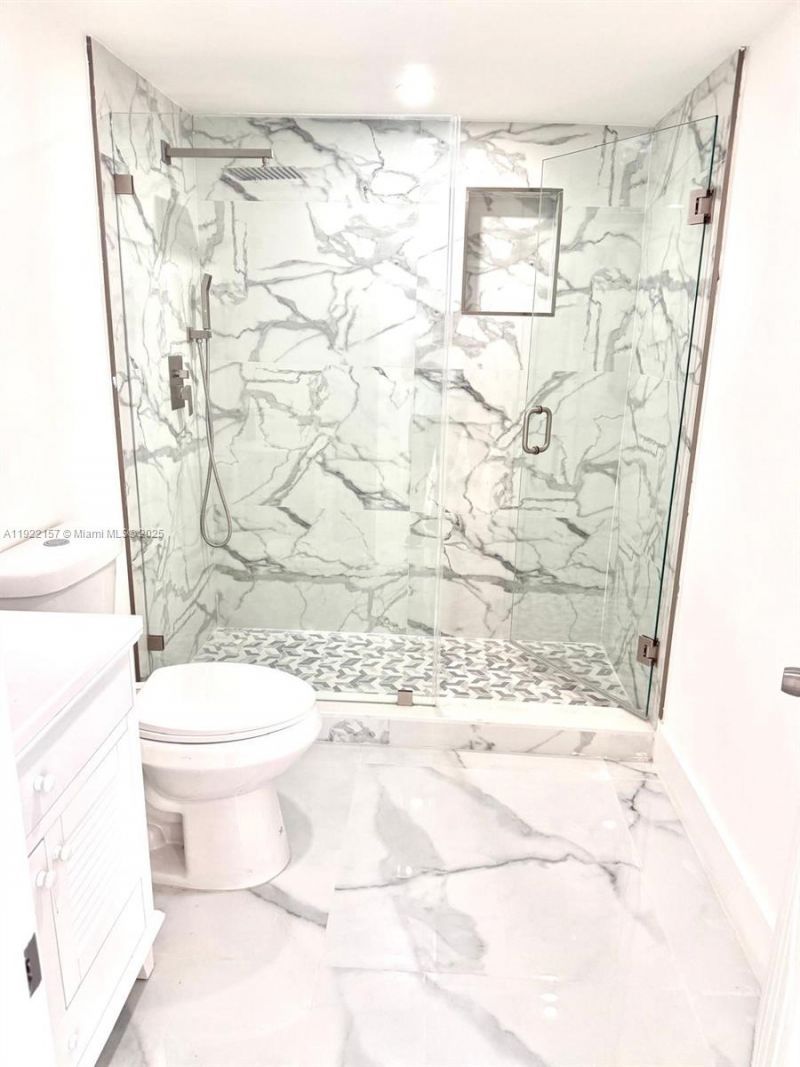 712 Hialeah Dr, Hialeah, FL 33010 Photo