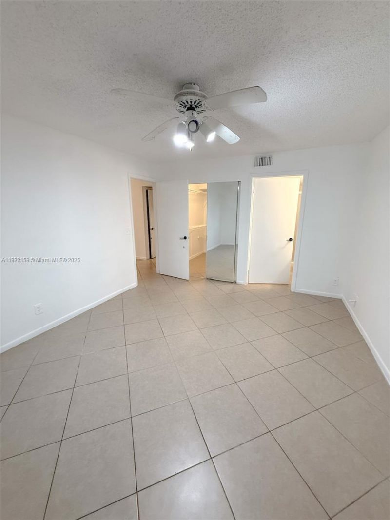 8851 Wiles Rd, Unit 204, Coral Springs, FL 33067 Photo