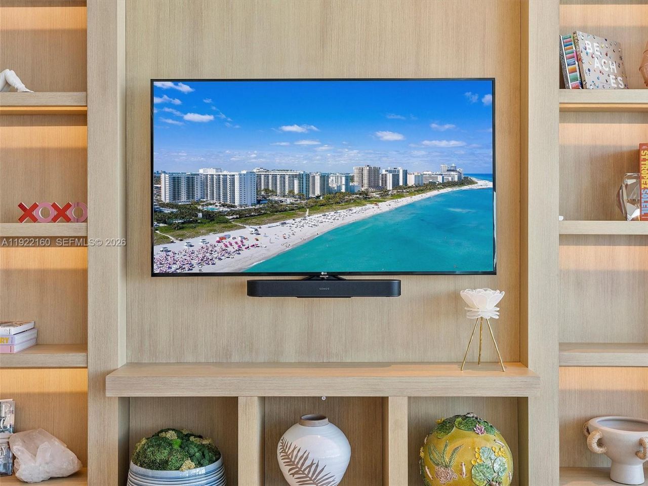 102 24th St, Unit PH-1613, Miami Beach, FL 33139 Photo