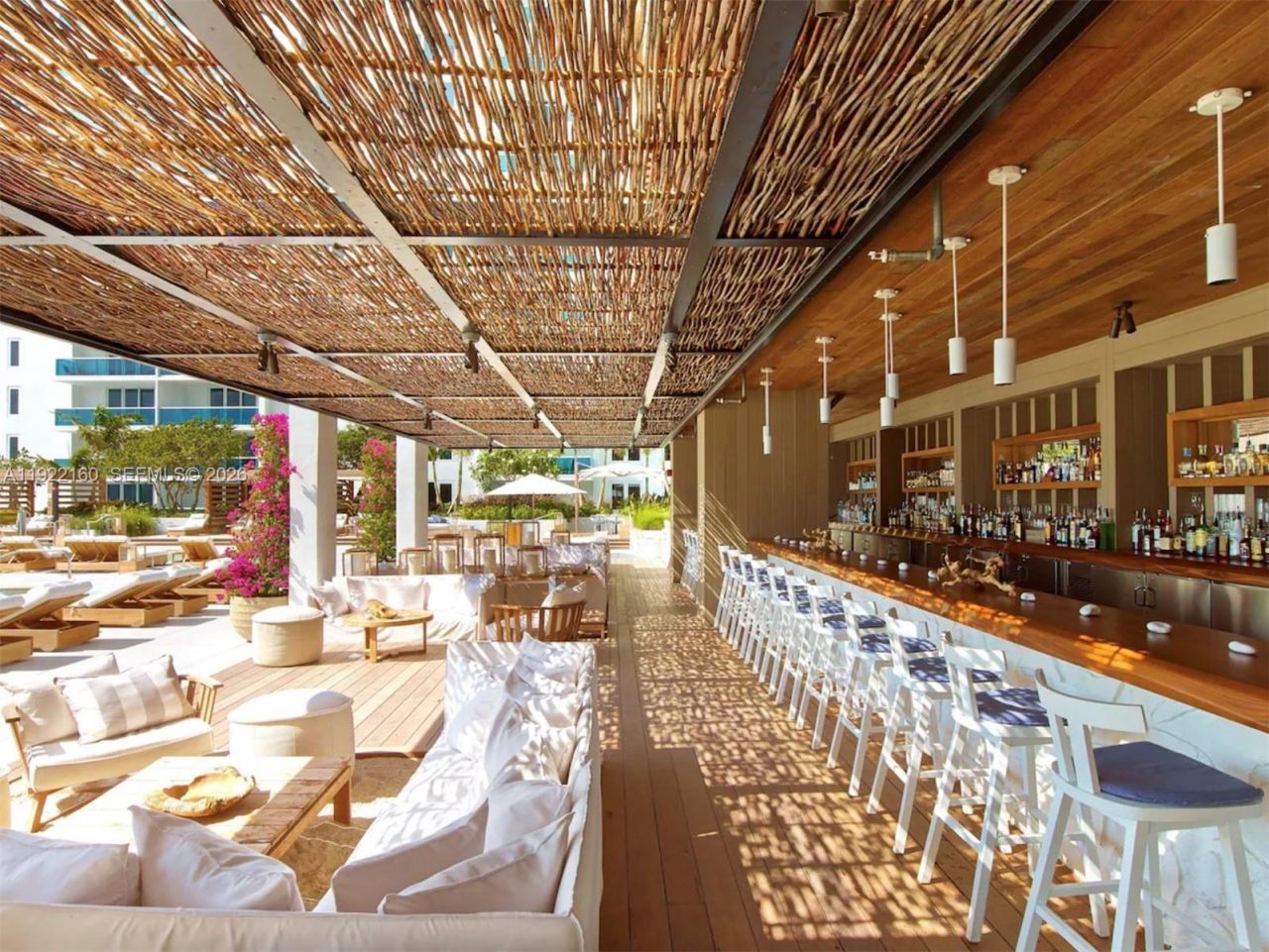 102 24th St, Unit PH-1613, Miami Beach, FL 33139 Photo