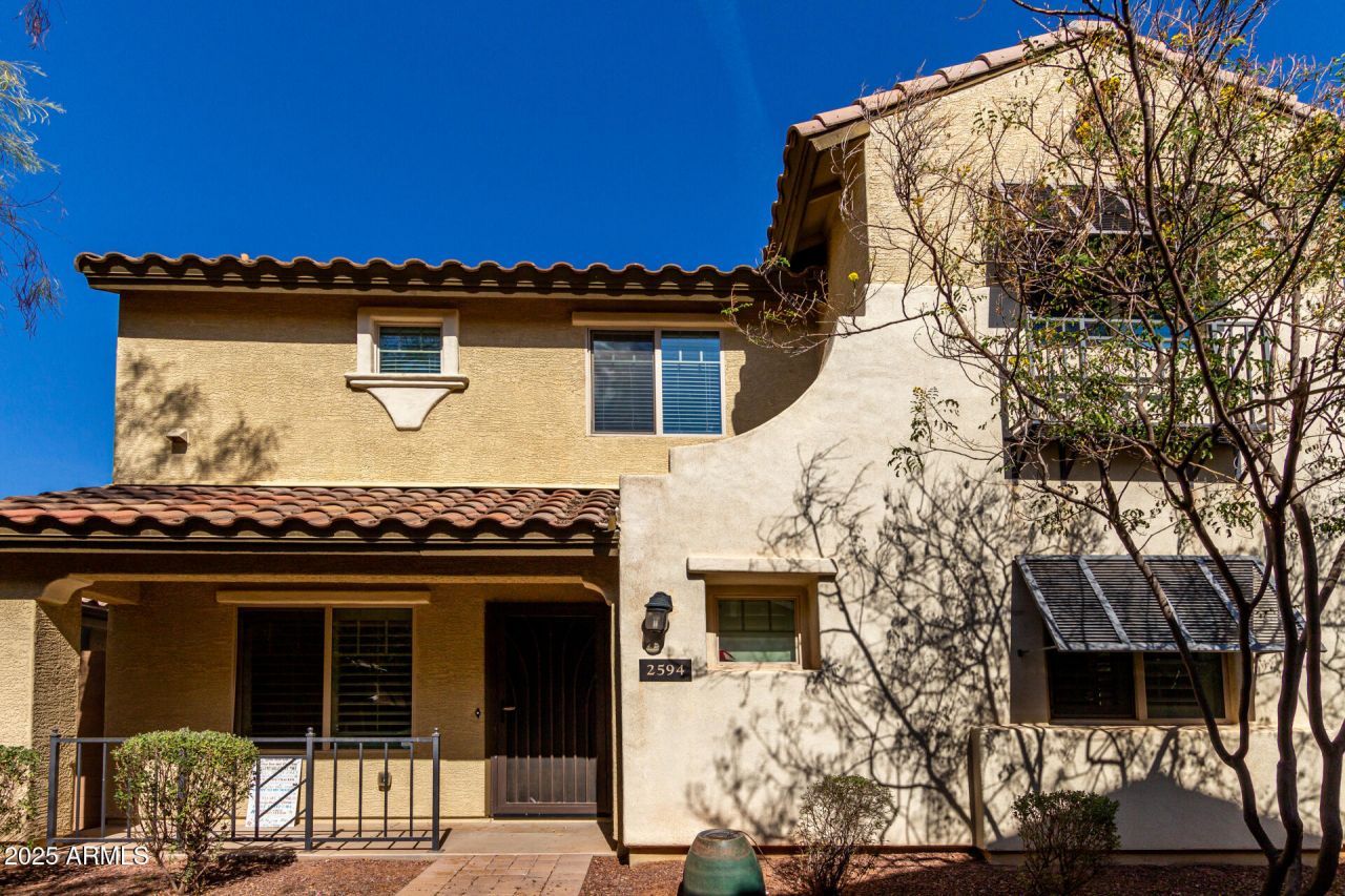 2594 E Boston Street, Gilbert, AZ 85295 Main Photo