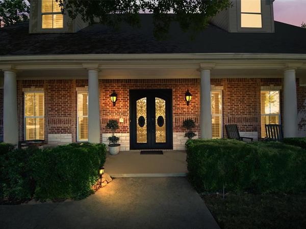 102 Ridge Court, Glen Rose, TX 76043