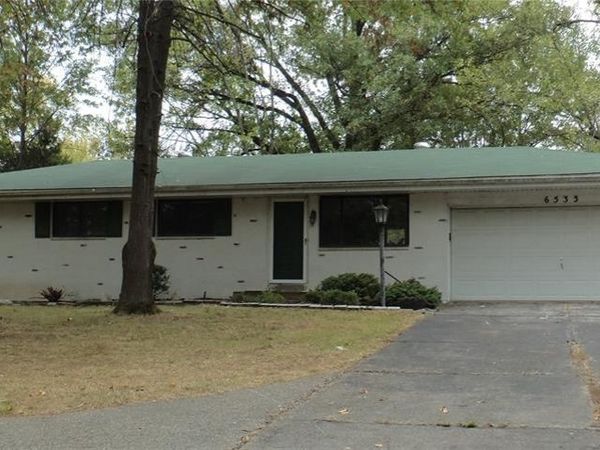 6533 Heintz Road, Oakville, MO 63129