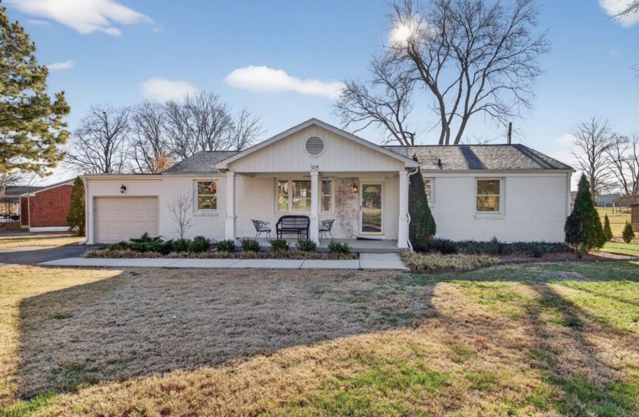305 Evergreen Dr, Columbia, TN 38401 Main Photo
