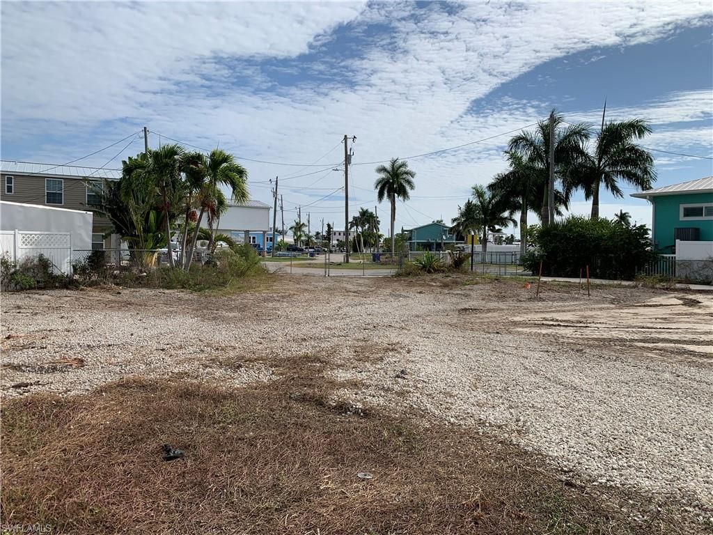 3977 Coconut Dr, Other, FL 33956 Photo