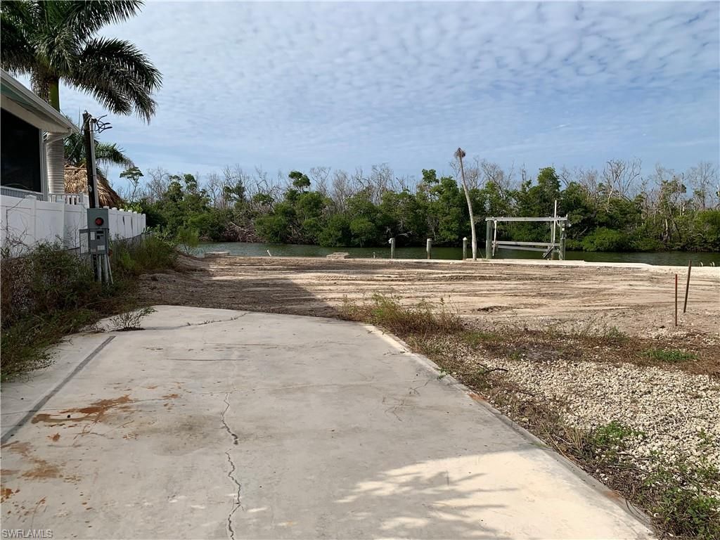 3977 Coconut Dr, Other, FL 33956 Photo