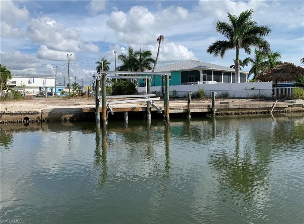 3977 Coconut Dr, Other, FL 33956 Photo