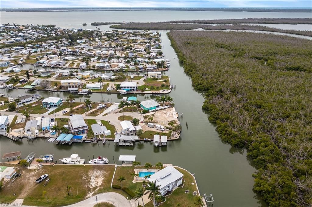 3977 Coconut Dr, Other, FL 33956 Photo