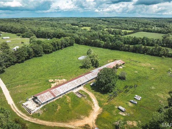 1629 Oak Hill Road, Cuba, MO 65453