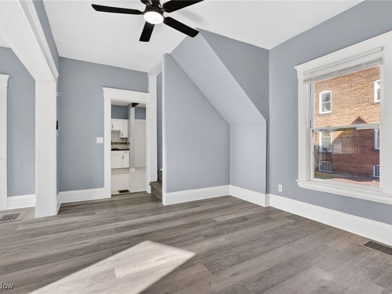 2202 E 100th Street, Cleveland, OH 44106 Photo 16