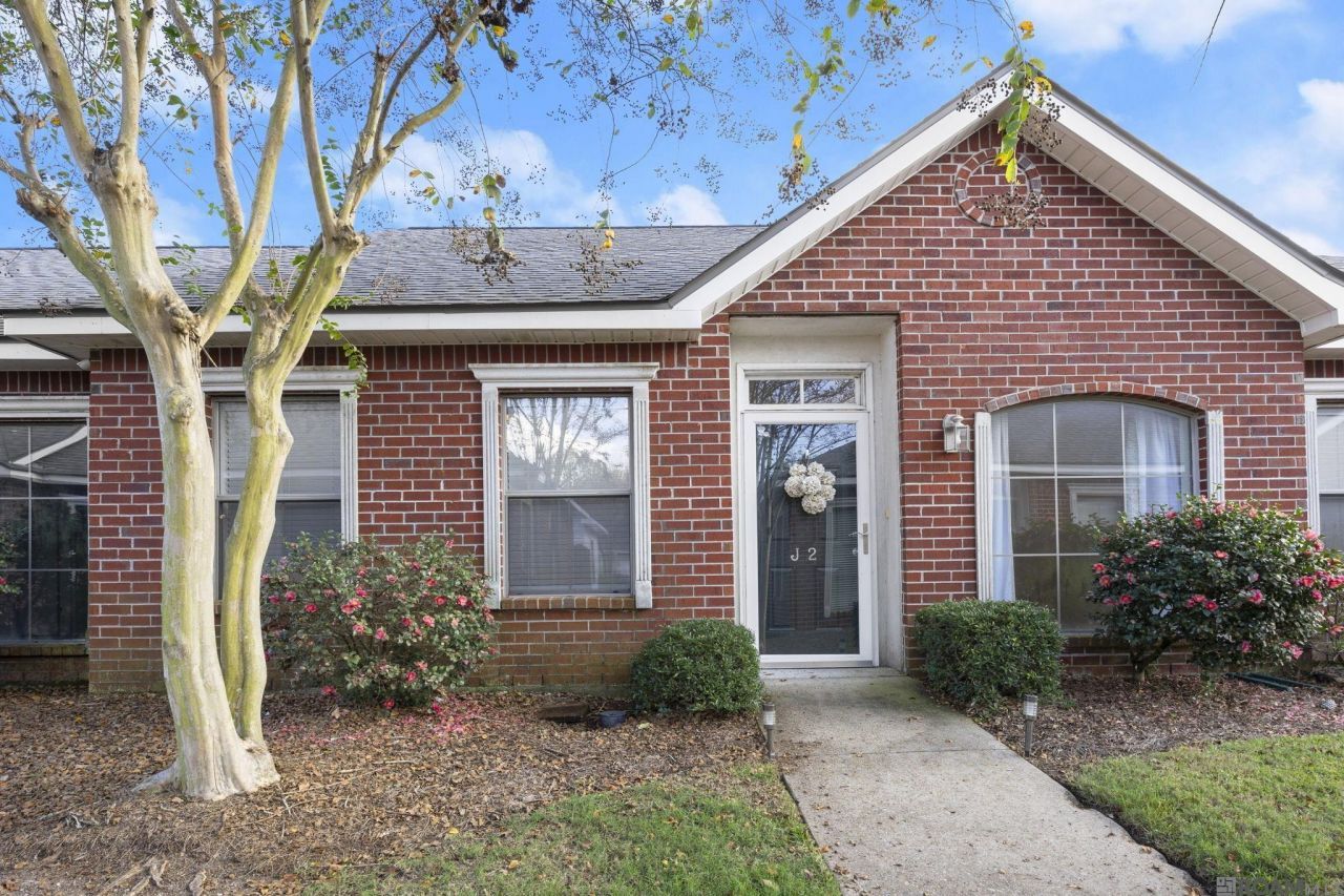 12500 Old Hammond Hwy, Unit #J2, Baton Rouge, LA 70816 Main Photo