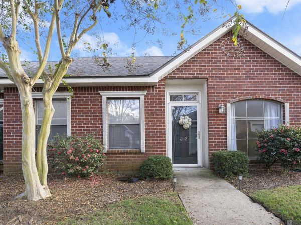 12500 Old Hammond Hwy, Unit #J2, Baton Rouge, LA 70816