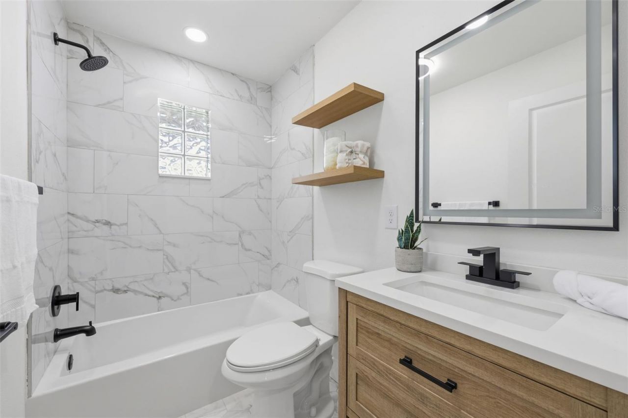 228 87th Avenue Ne, Saint Petersburg, FL 33702 Photo