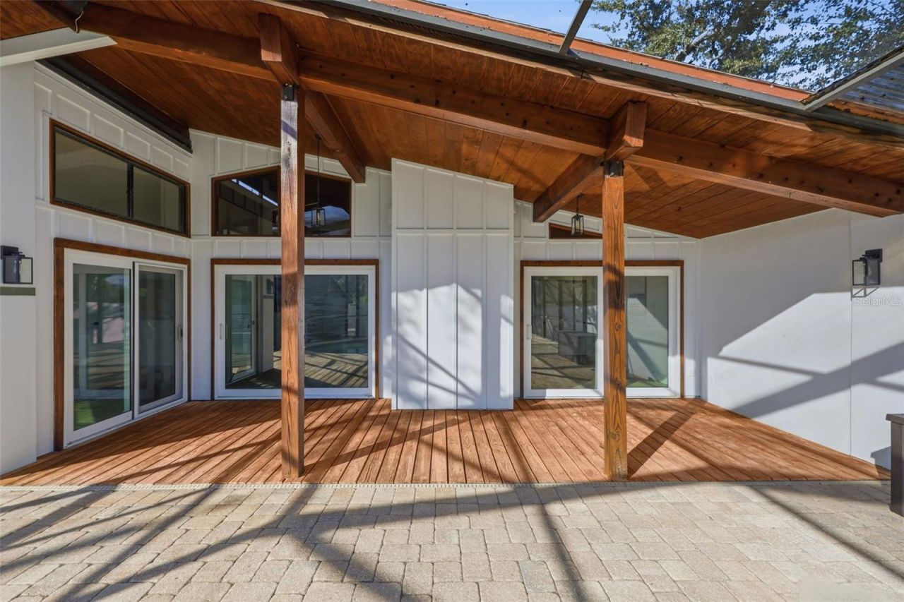 228 87th Avenue Ne, Saint Petersburg, FL 33702 Photo