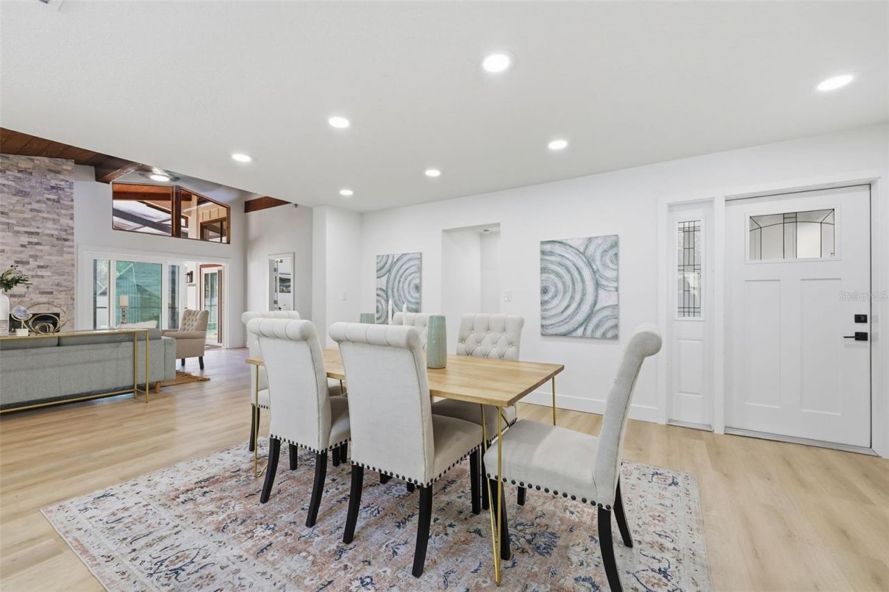 228 87th Avenue Ne, Saint Petersburg, FL 33702 Photo