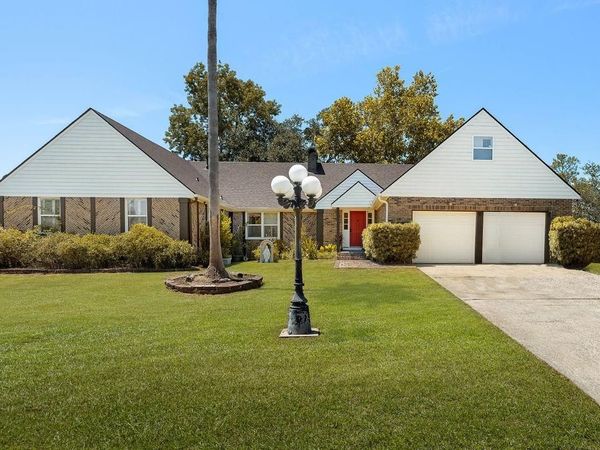 518 LENGENDRE Drive, Slidell, LA 70460