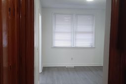 7503 Highview Drive photo 4