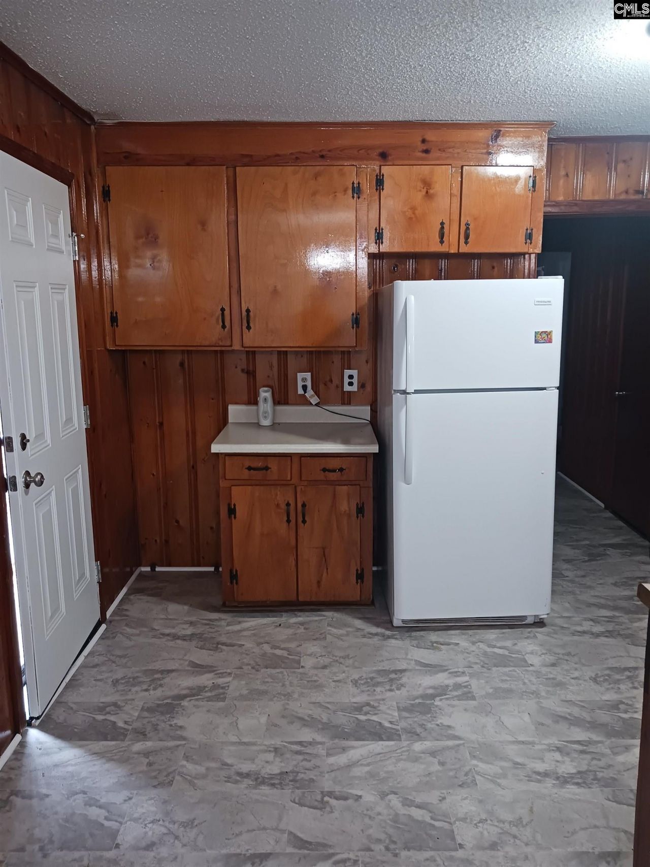 7503 Highview Drive Photo 6