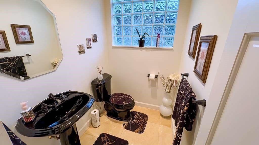 1716 NW 124th Way, Coral Springs, FL 33071 Photo