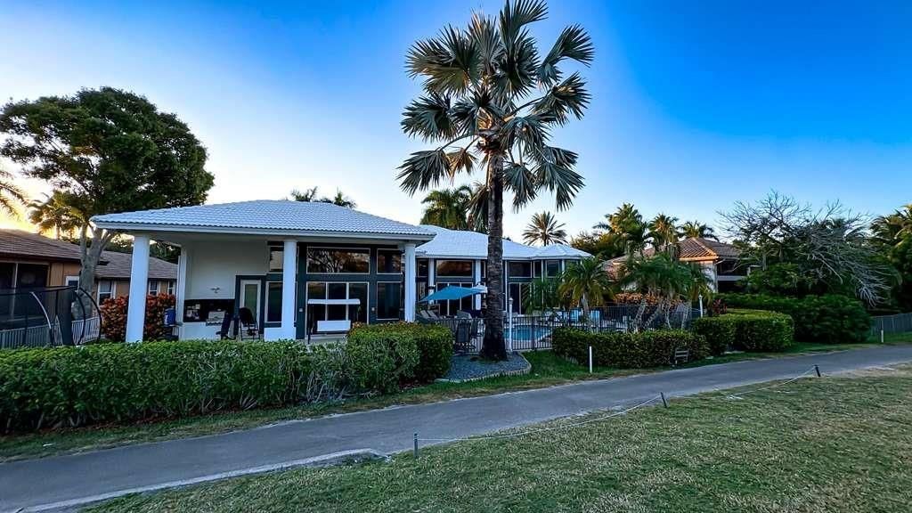 1716 NW 124th Way, Coral Springs, FL 33071 Photo