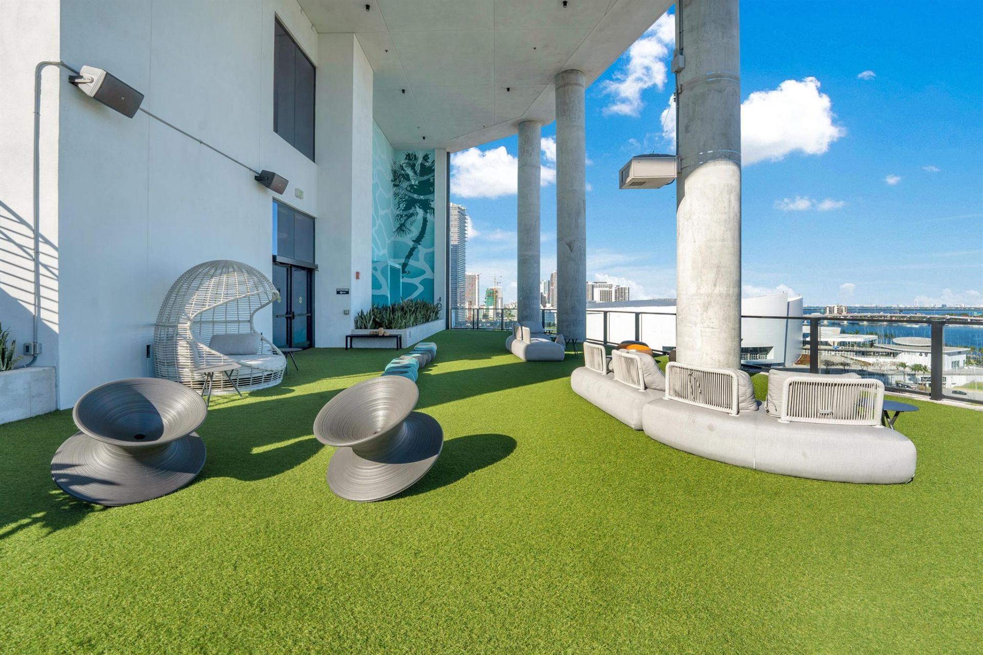 398 NE 5th Street, Unit 3709, Miami, FL 33132 Photo