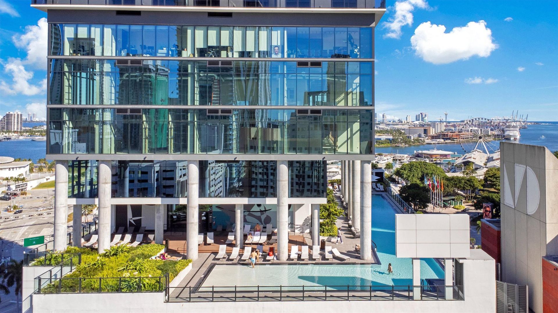 398 NE 5th Street, Unit 3709, Miami, FL 33132 Photo