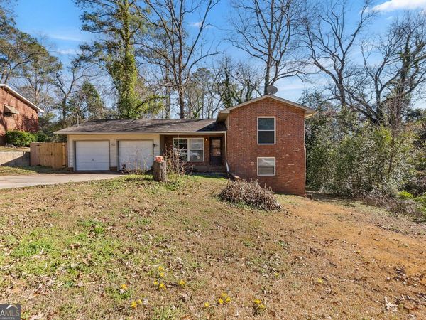 108 Woodsdale Drive, Warner Robins, GA 31088