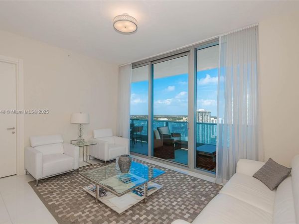 200 Biscayne Boulevard Way, Unit 5109, Miami, FL 33131