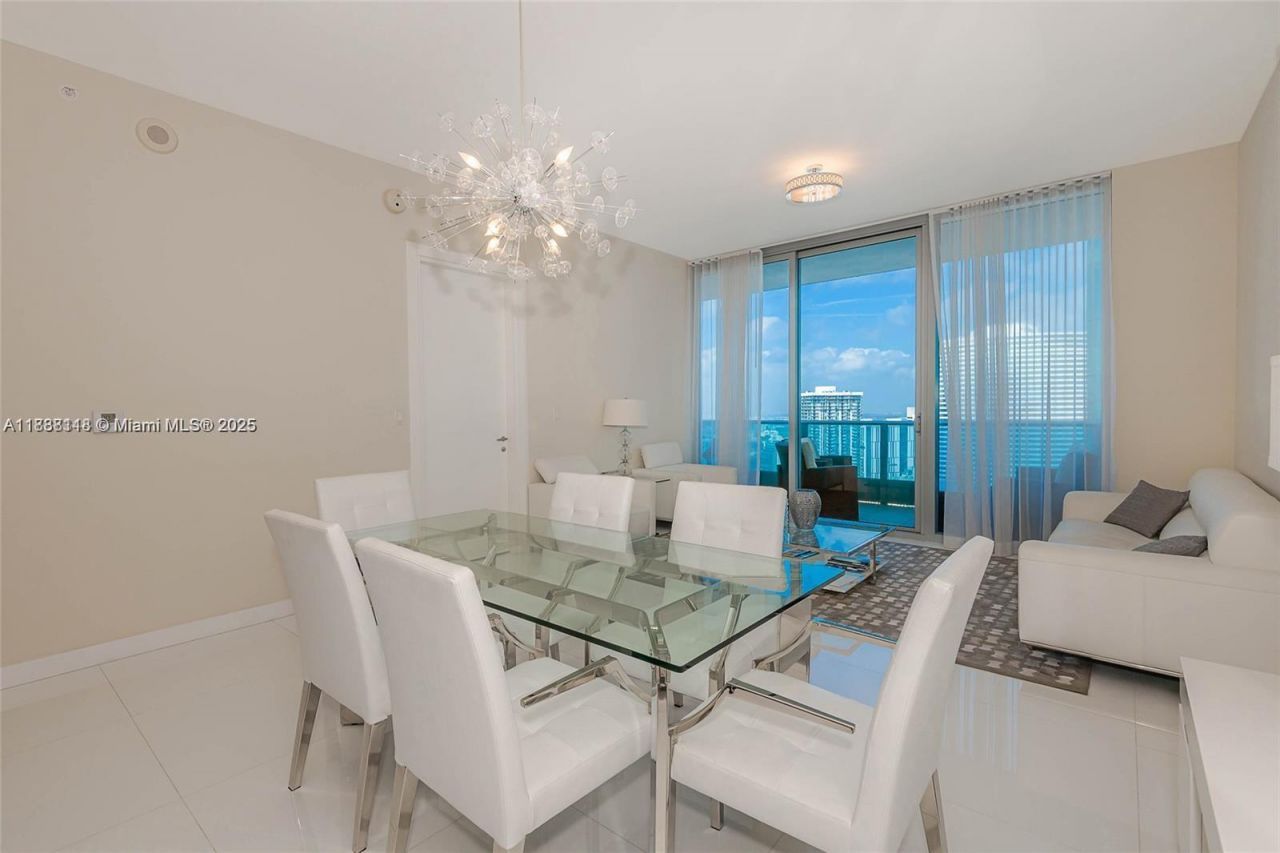 200 Biscayne Boulevard Way, Unit 5109, Miami, FL 33131 Photo