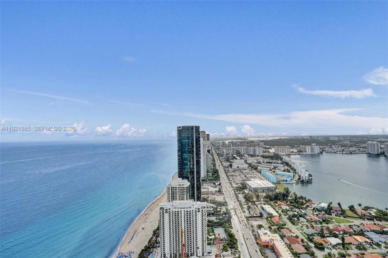 18975 Collins Ave, Unit 5205, Sunny Isles Beach, FL 33160 Photo