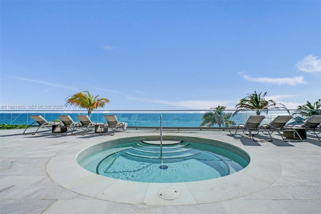 18975 Collins Ave, Unit 5205, Sunny Isles Beach, FL 33160 Photo