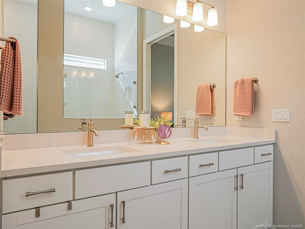 781 SE Courances Drive, Port Saint Lucie, FL 34984 Photo