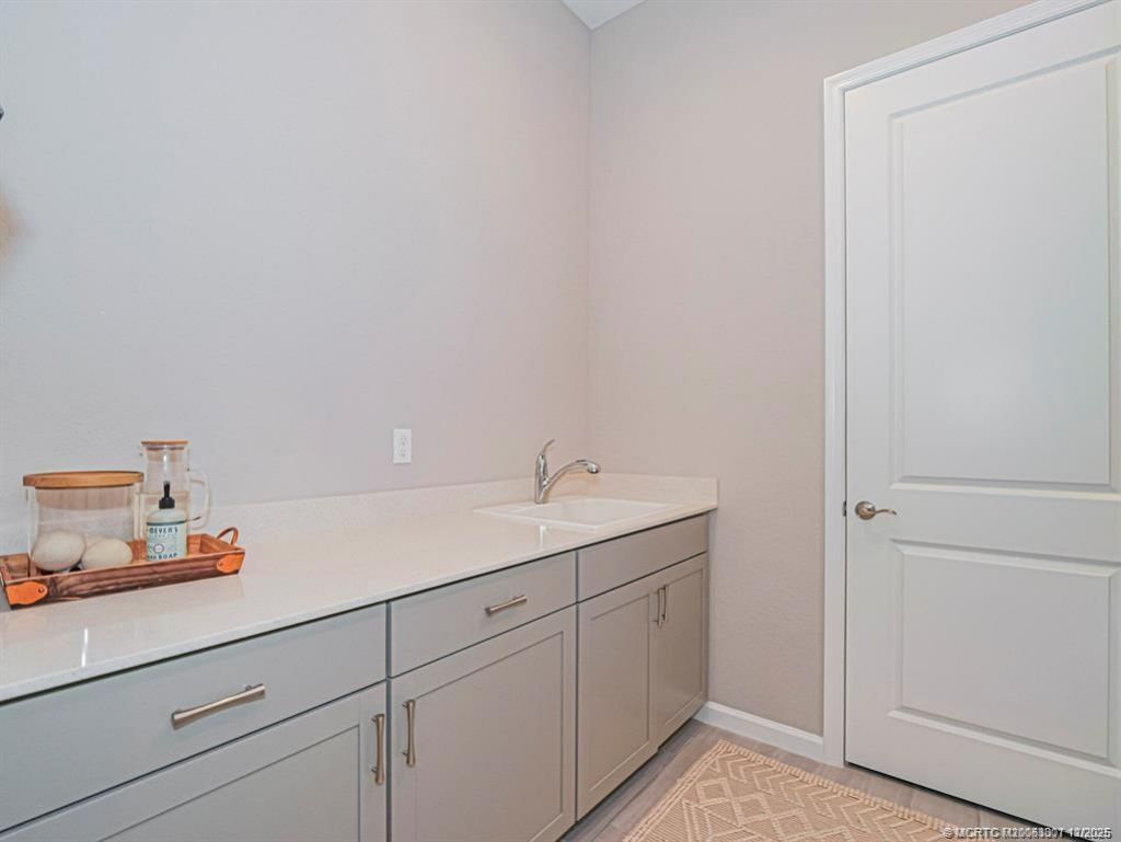 781 SE Courances Drive, Port Saint Lucie, FL 34984 Photo