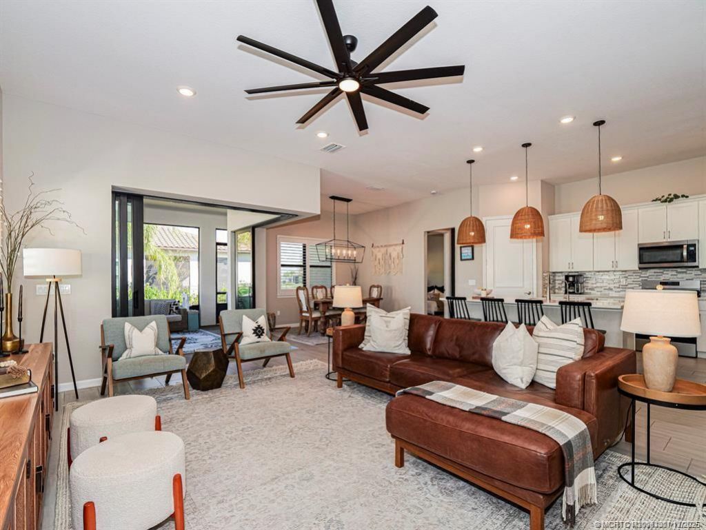 781 SE Courances Drive, Port Saint Lucie, FL 34984 Photo