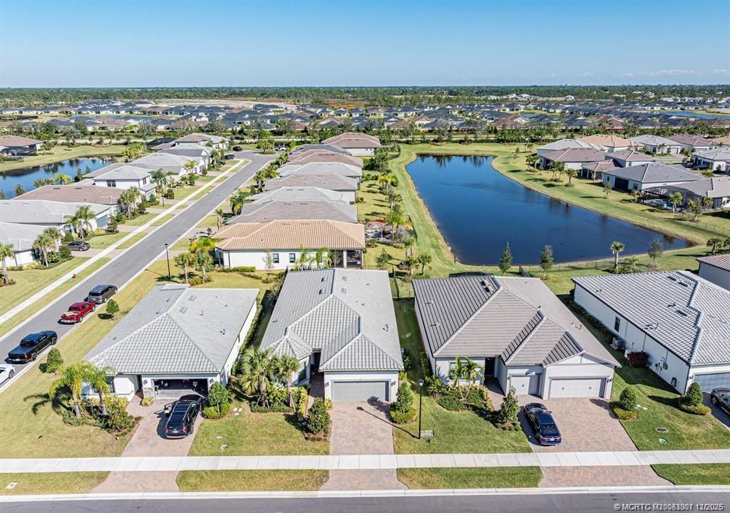 781 SE Courances Drive, Port Saint Lucie, FL 34984 Photo