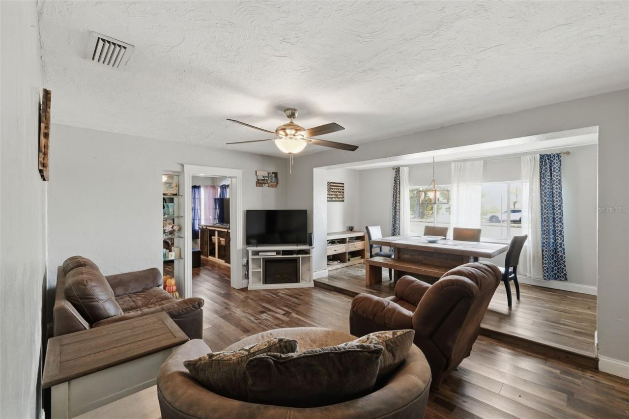 1852 W Lake Parker Drive, Lakeland, FL 33805 Photo