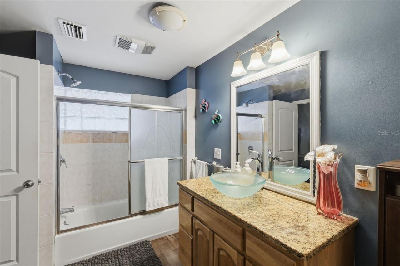 1852 W Lake Parker Drive, Lakeland, FL 33805 Photo