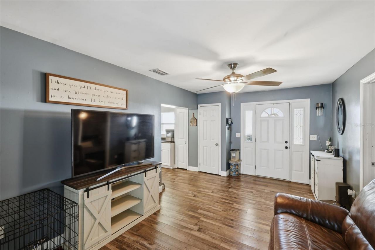 1852 W Lake Parker Drive, Lakeland, FL 33805 Photo