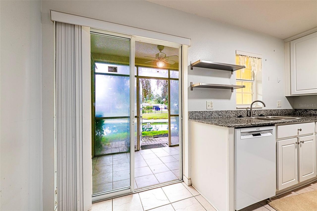 170 Coquina Bay Drive, Saint Petersburg, FL 33705 Photo