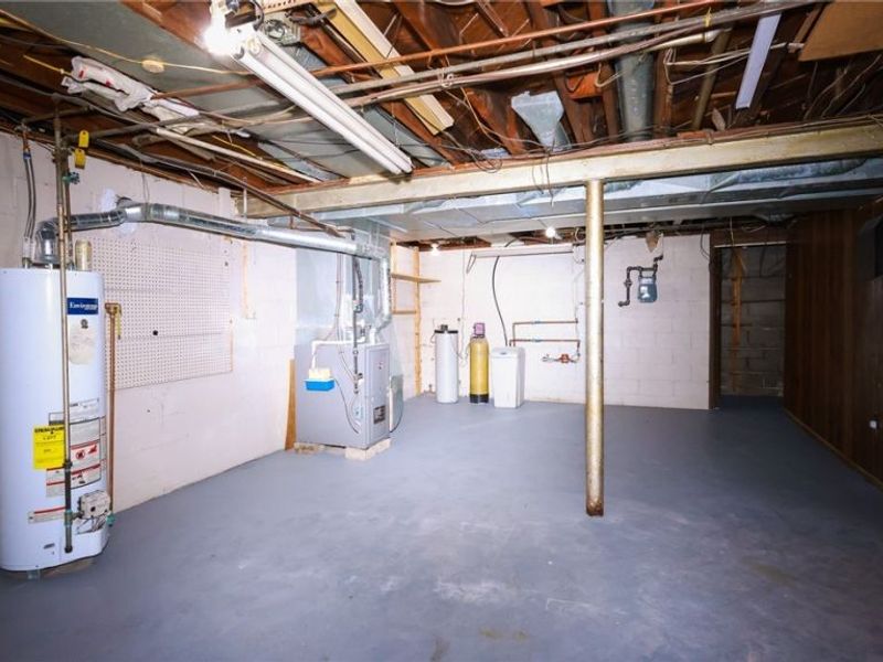 145 Mount Marie Avenue NW, Canton, OH 44708 Photo 16