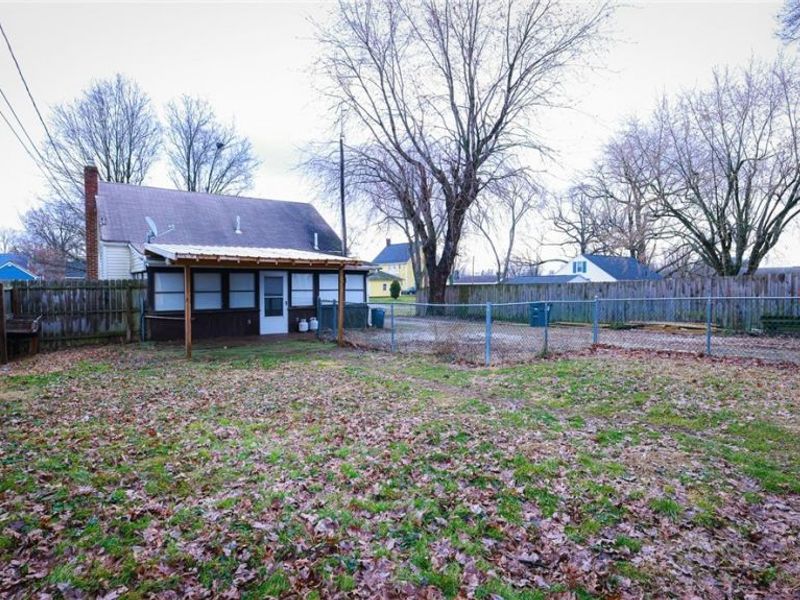 145 Mount Marie Avenue NW, Canton, OH 44708 Photo 6