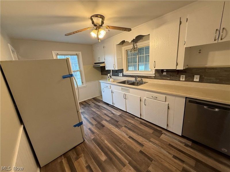 145 Mount Marie Avenue NW, Canton, OH 44708 Photo 7