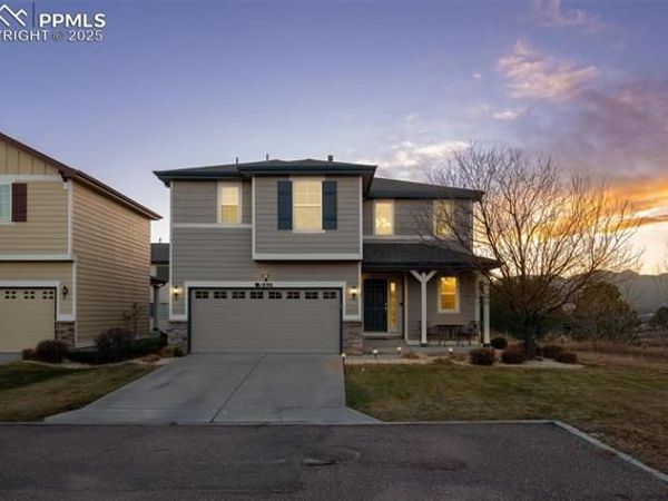 1890 Wildwood Pass Drive, Colorado Springs, CO 80921