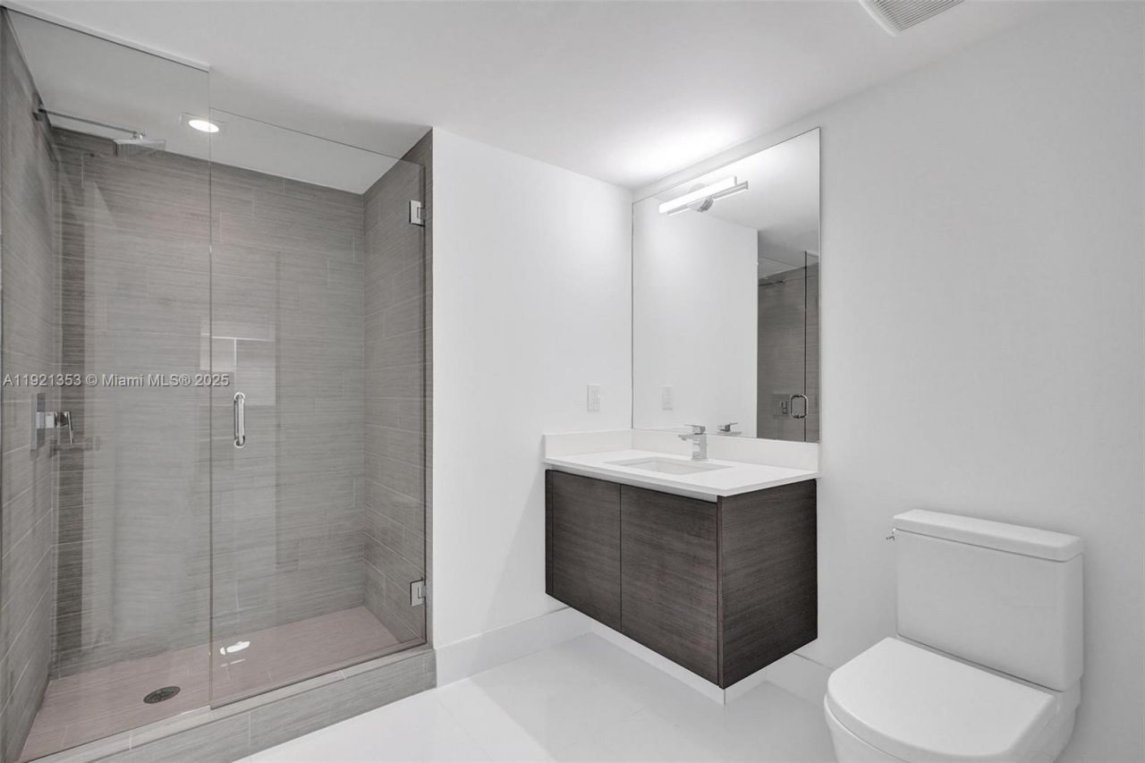 330 Sunny Isles Blvd, Unit 5-805, Sunny Isles Beach, FL 33160 Photo