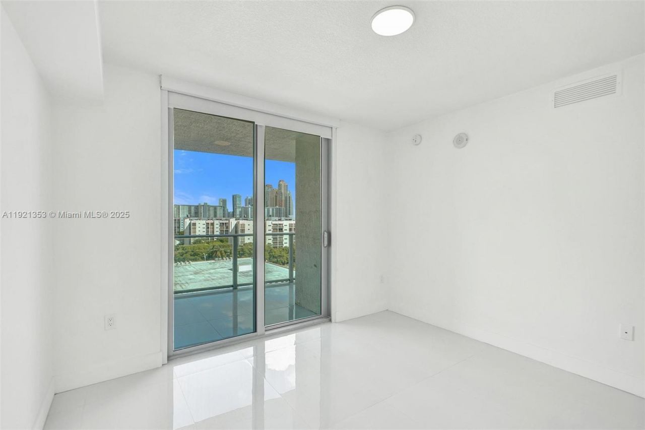 330 Sunny Isles Blvd, Unit 5-805, Sunny Isles Beach, FL 33160 Photo