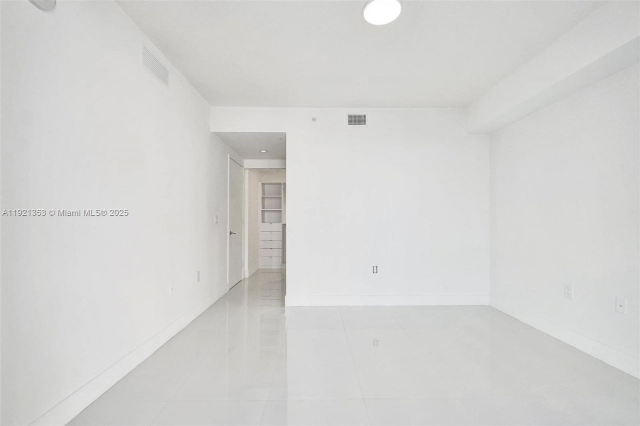 330 Sunny Isles Blvd, Unit 5-805, Sunny Isles Beach, FL 33160 Photo